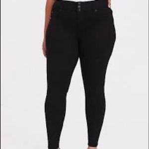 Torrid black jeggings
